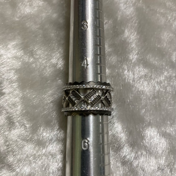 ☘️NWT! Freida Rothman 5 Stackable Rings - Picture 3 of 7